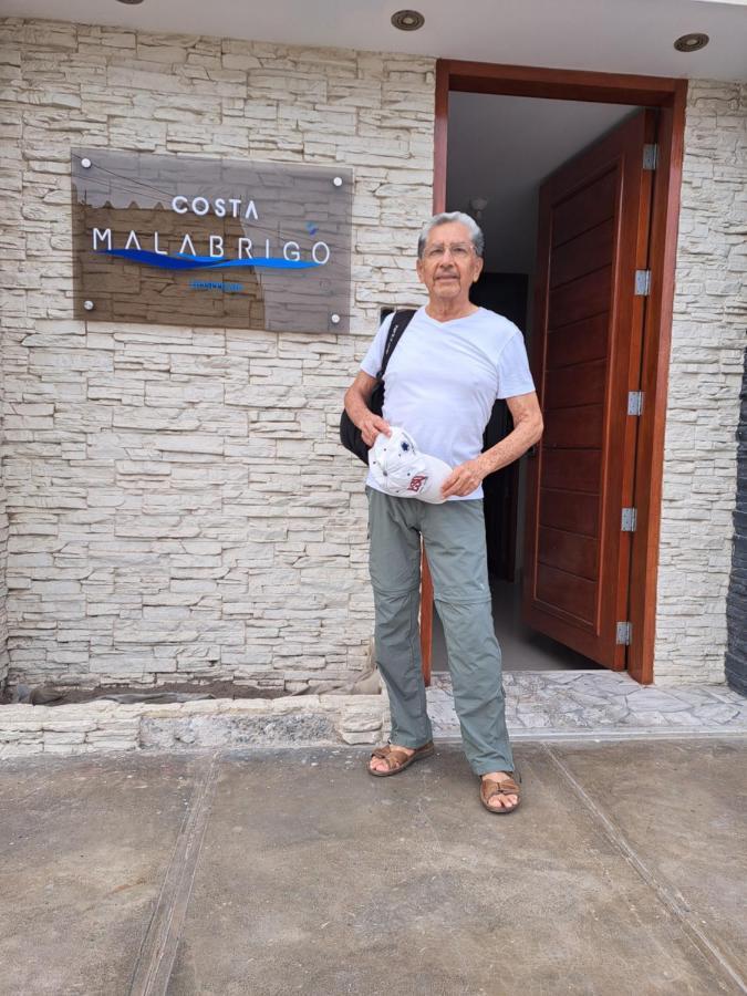 Hospedaje Costa Malabrigo エクステリア 写真